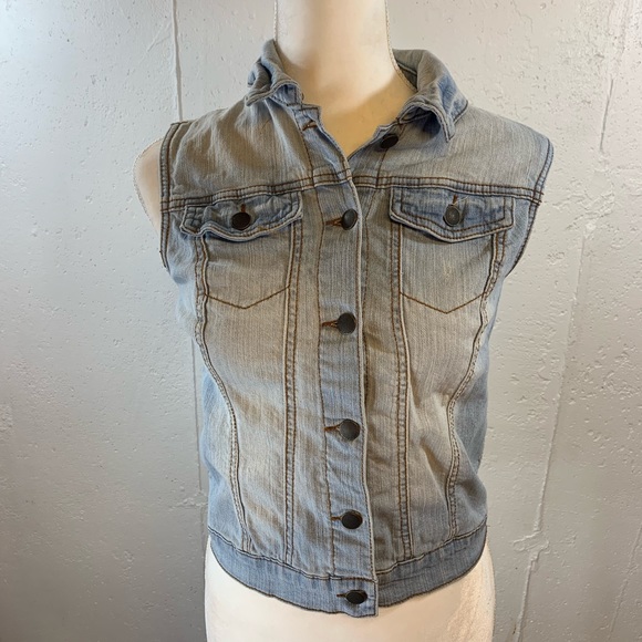 Xhileration Denim Vest - Picture 1 of 6